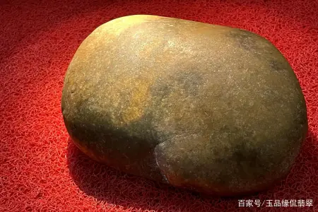 翡翠原石，不同的皮壳是怎么来的